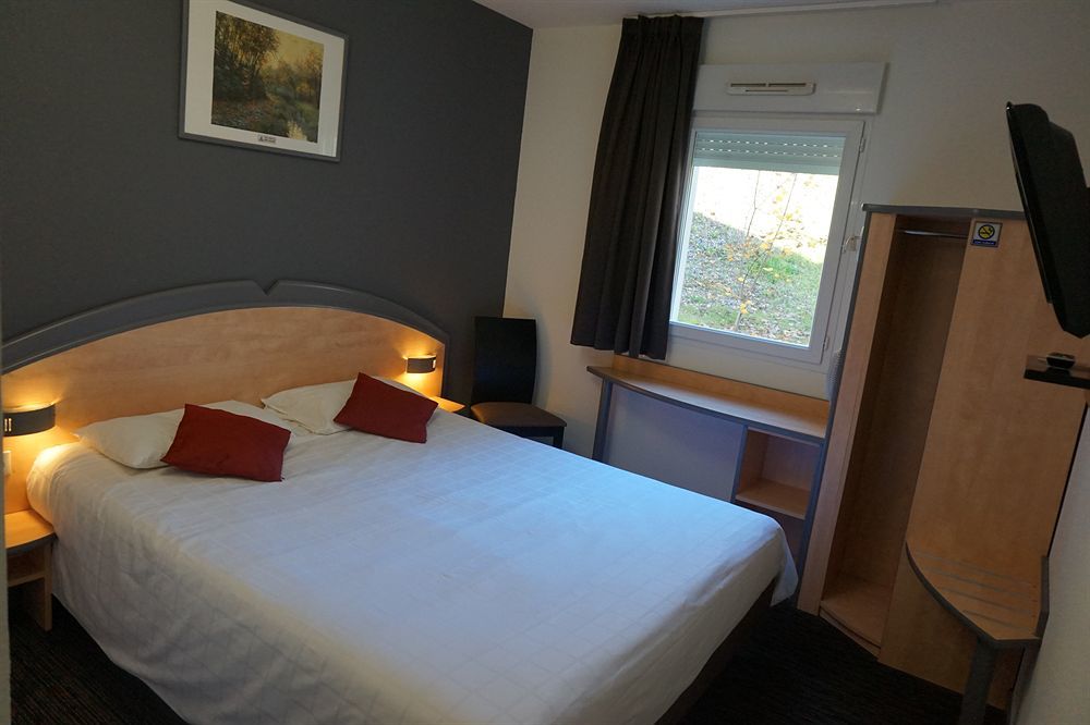 Hotel Kyriad Brive Ouest Экстерьер фото