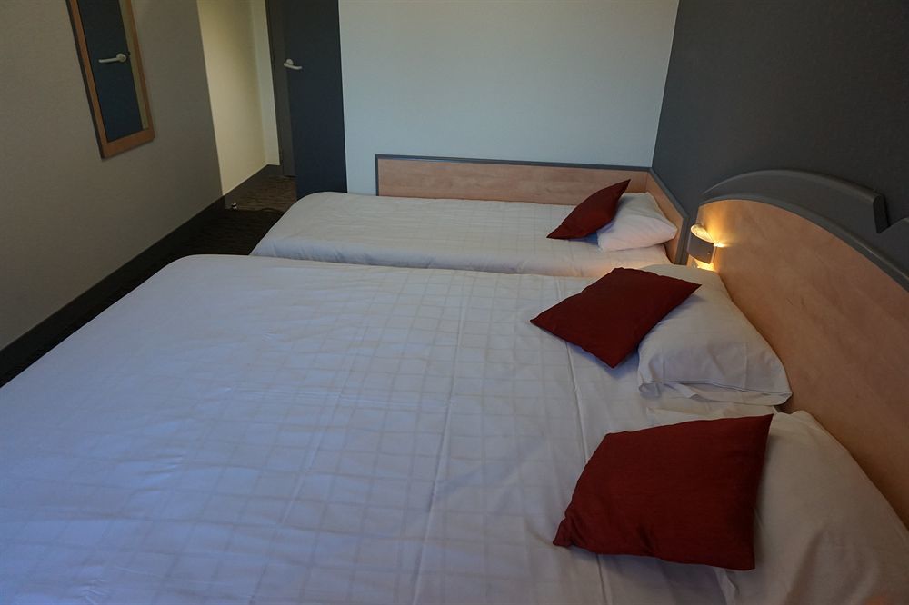 Hotel Kyriad Brive Ouest Экстерьер фото